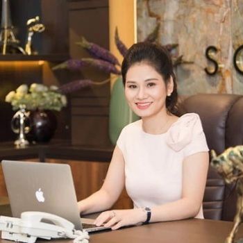 Bà Trịnh Lan Hương
